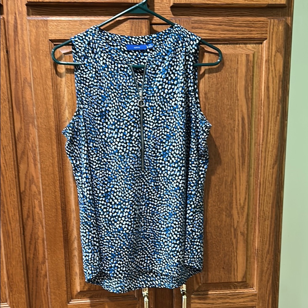 Apt. 9 Blue and White Sleeveless V-Neck Blouse